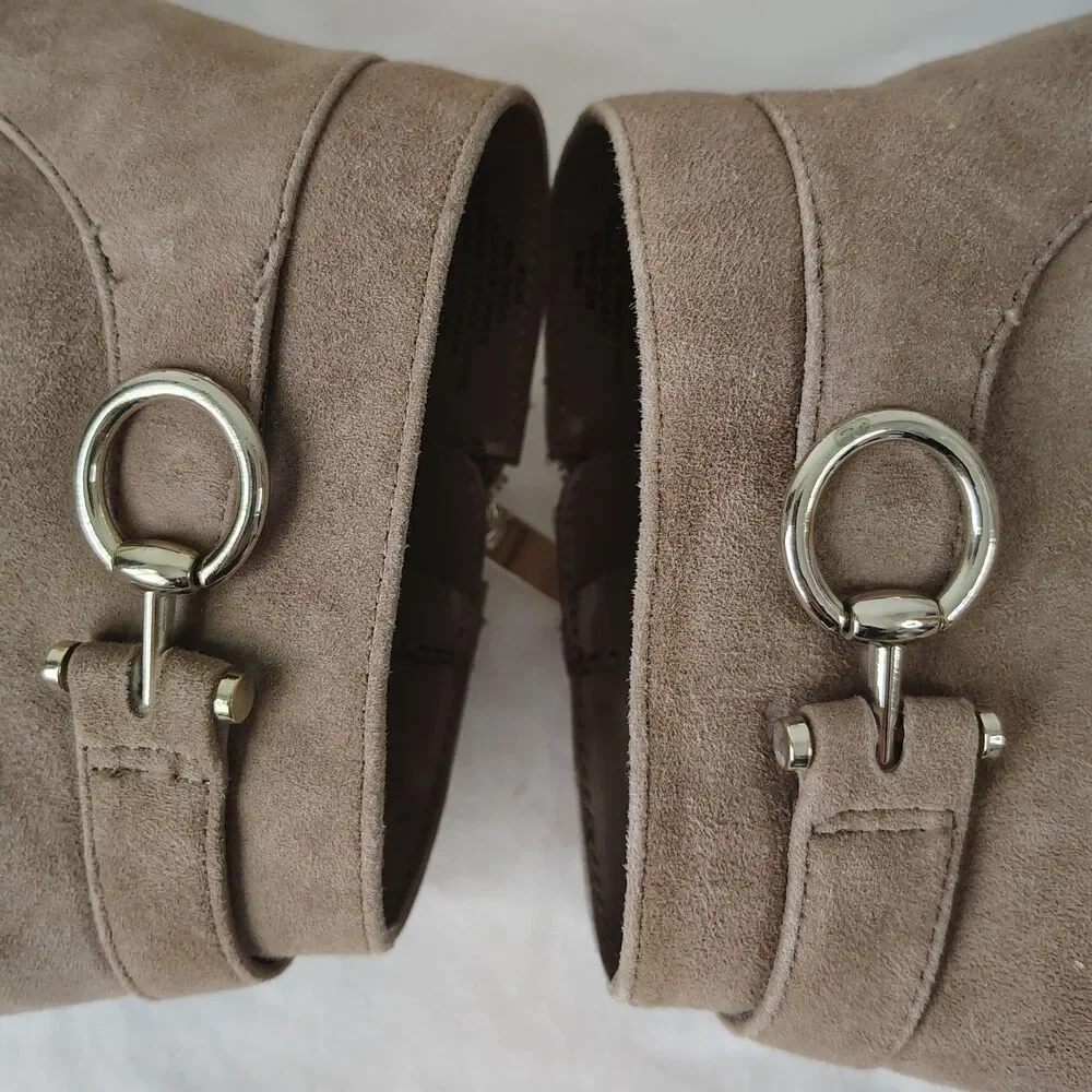 Bandolino Ankle Boots Taupe Tan Leather Suede Heeled Shoes Size 8.5M